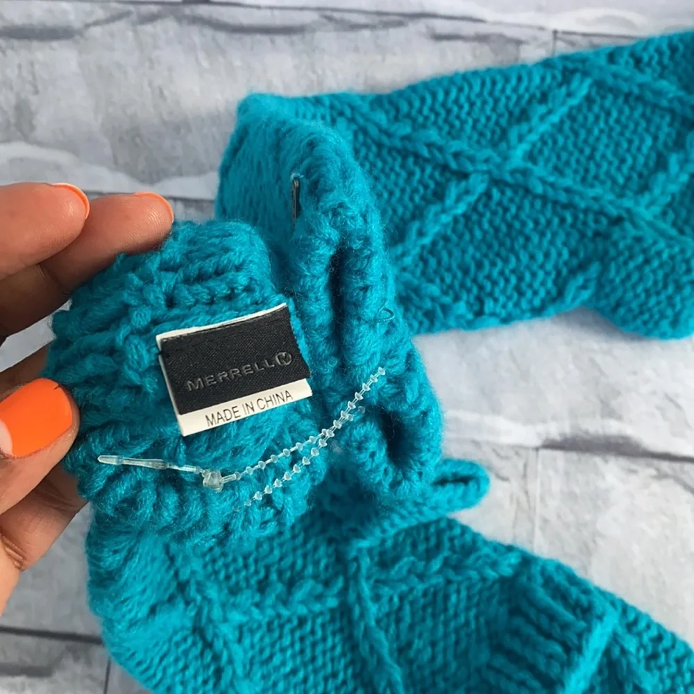 Merrell knit scarf and mittens